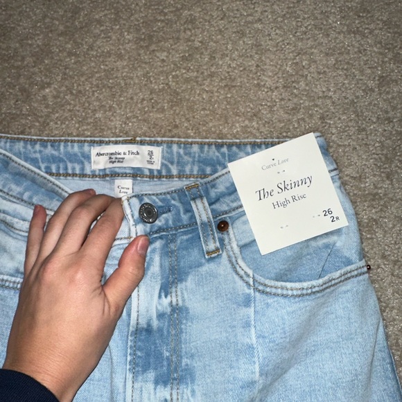 Abercrombie Curve Love High Rise Skinny Seamed split hem Jeans - Picture 4 of 5